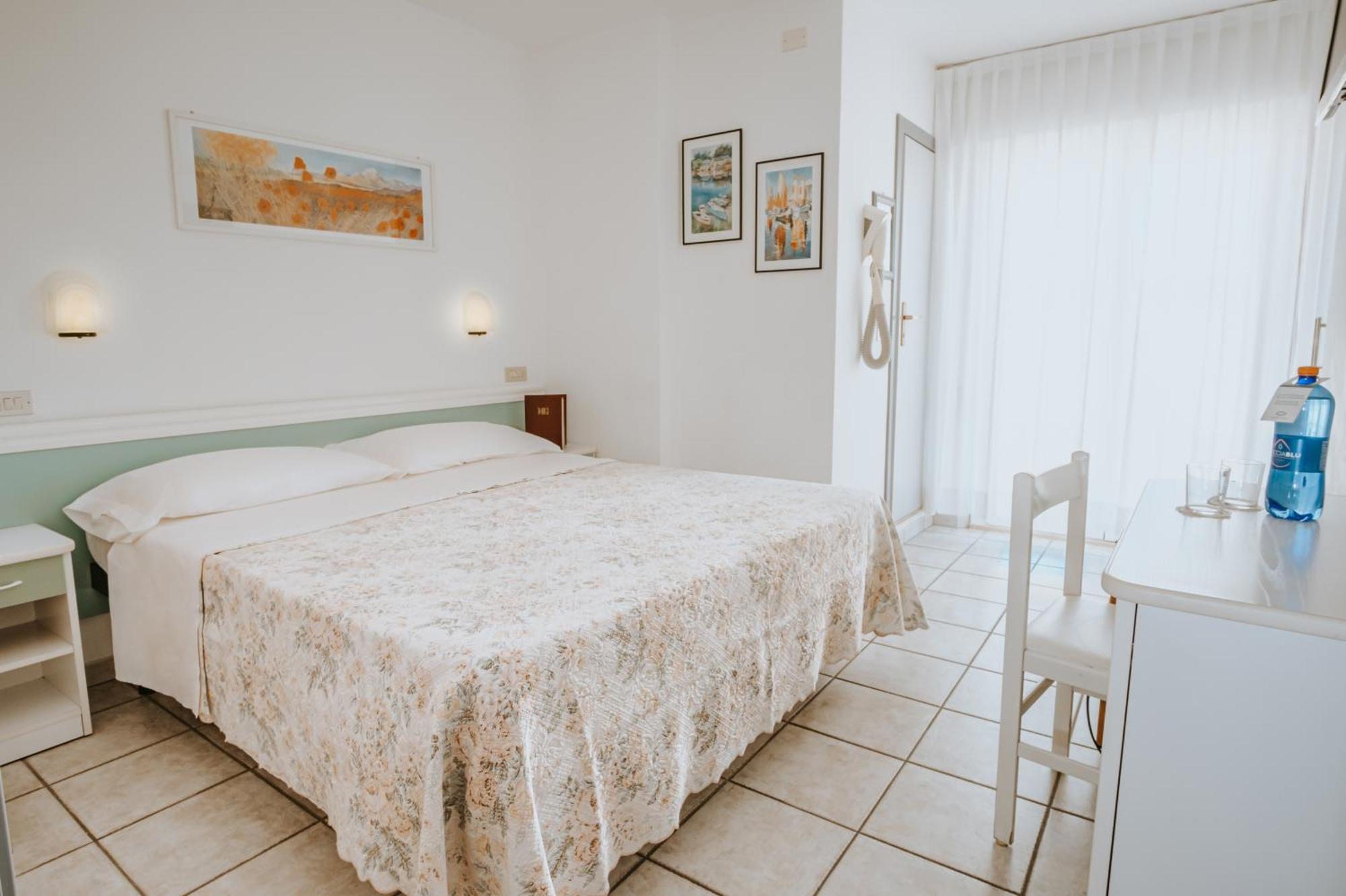 Hotel Gabriella Rimini Eksteriør bilde