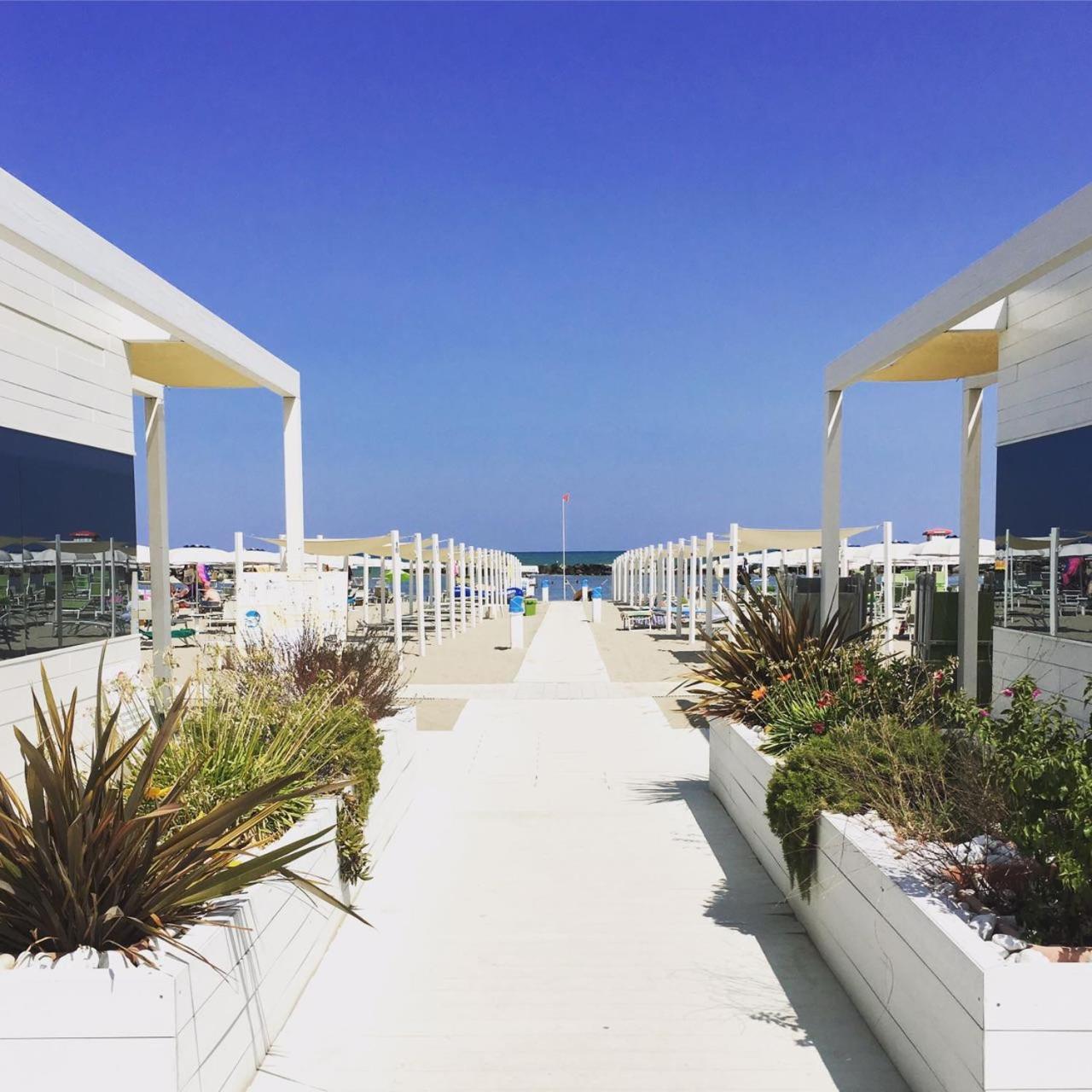 Hotel Gabriella Rimini Eksteriør bilde